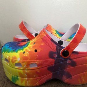RAINBOW TIE DYE PLATFORMS